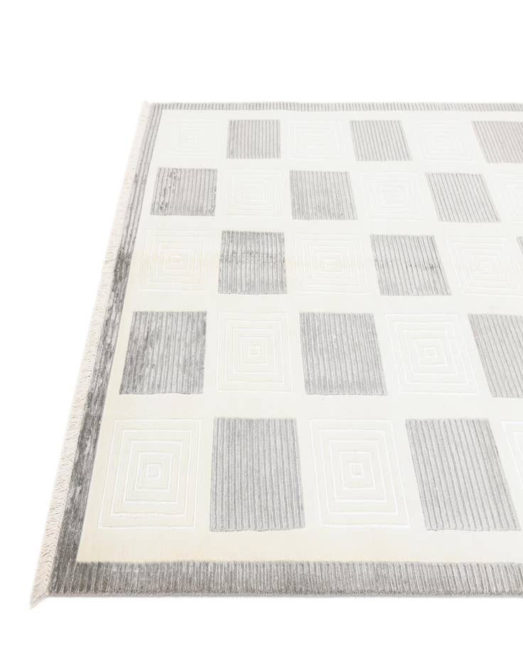 Detail image of  5' 7 x 7' 11  Hand Knotted Darya Wool Rug