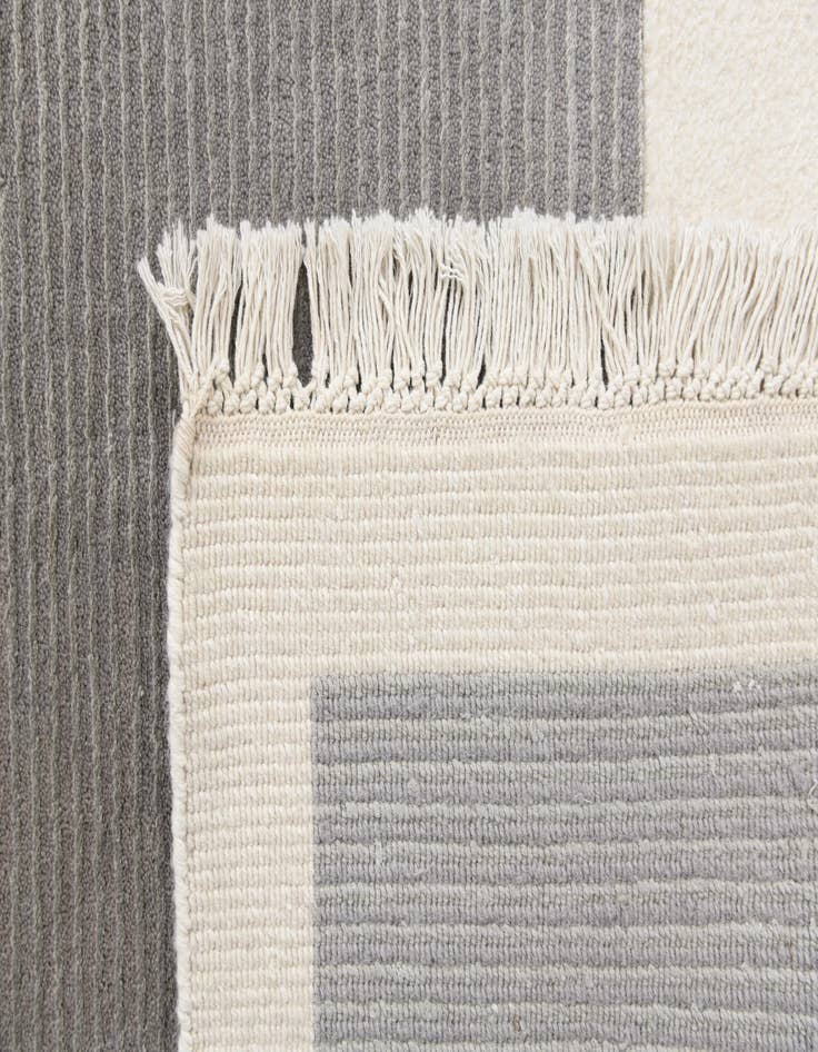 Detail image of  5' 5 x 7' 10  Hand Knotted Darya Wool Rug