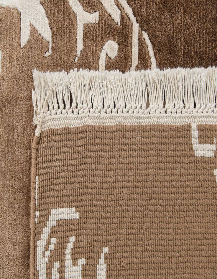 Detail image of  5' 7 x 8' 1  Hand Knotted Darya Wool Rug