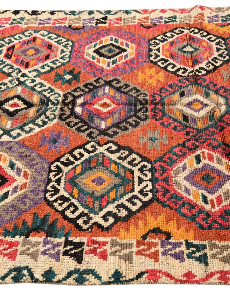 Detail image of  5' x 7'  Hand Knotted Darya Wool Rug