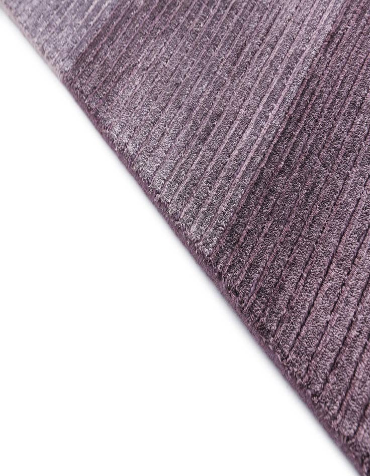 Detail image of  4' 9 x 6' 8  Hand Knotted Darya Wool Rug