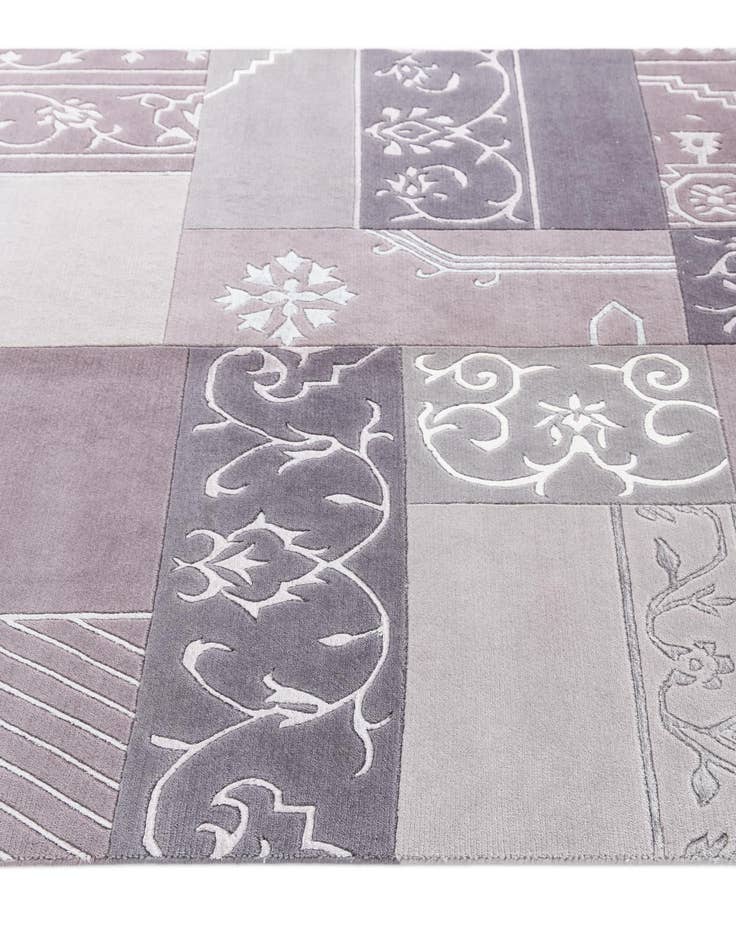 Detail image of  4' 7 x 6' 9  Hand Knotted Darya Wool Rug