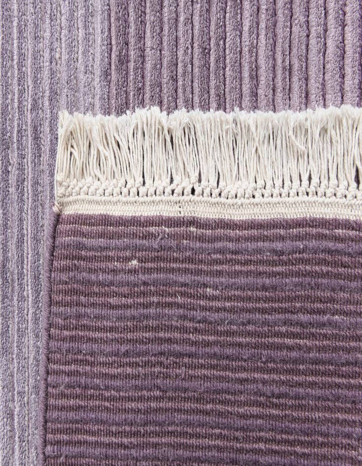 Detail image of  4' 11 x 6' 7  Hand Knotted Darya Wool Rug