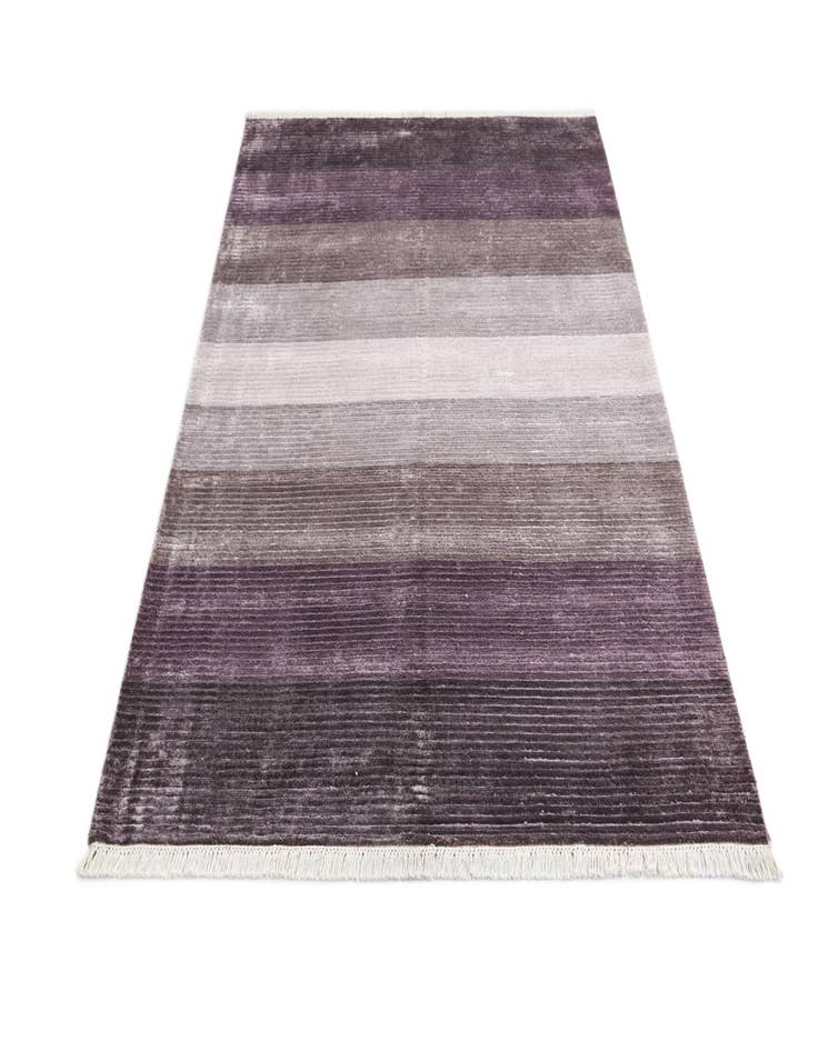 Detail image of  4' 11 x 6' 9  Hand Knotted Darya Wool Rug