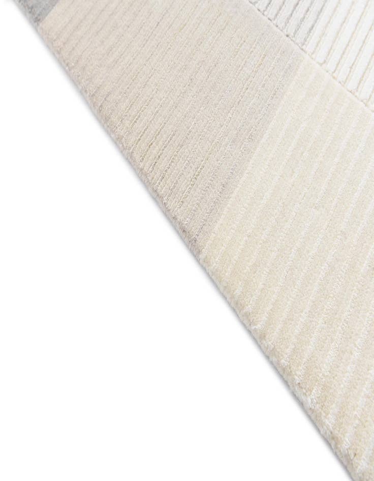 Detail image of  5' 6 x 7' 9  Hand Knotted Darya Wool Rug