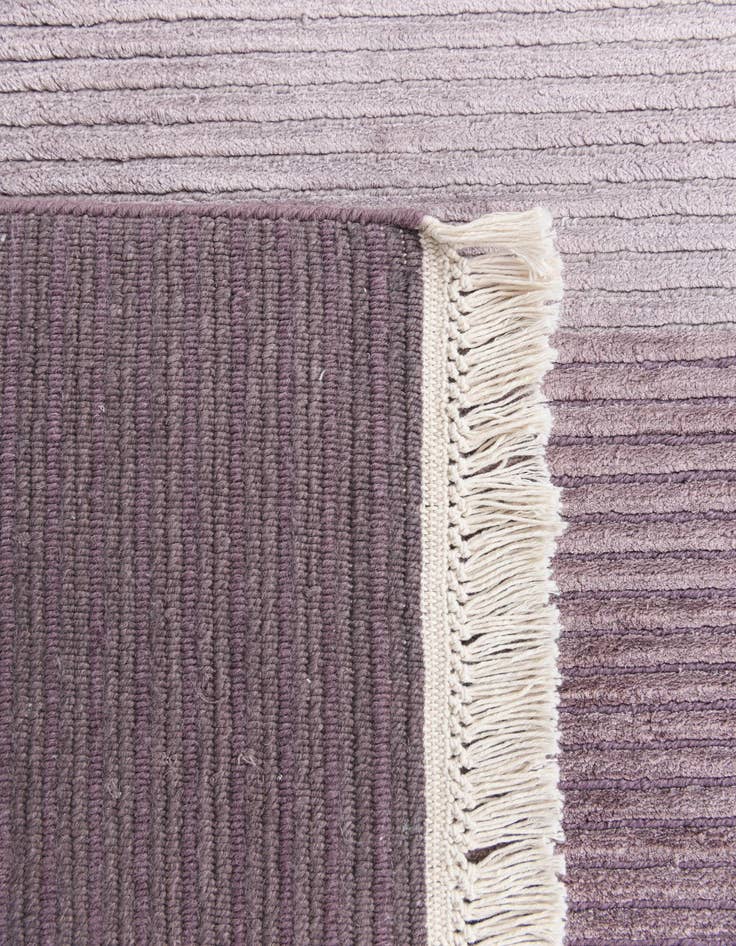 Detail image of  6' 8 x 9' 9  Hand Knotted Darya Wool Rug