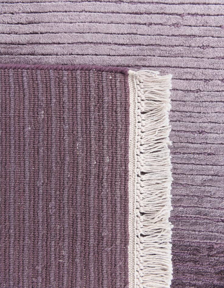 Detail image of  6' 7 x 9' 10  Hand Knotted Darya Wool Rug