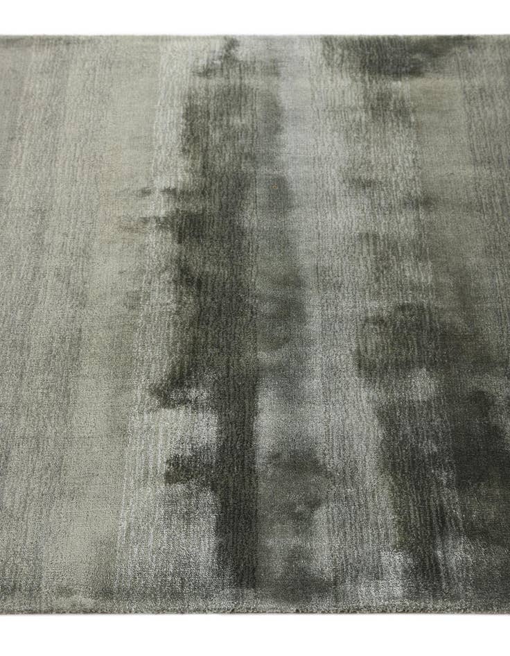 Detail image of  2' 7 x 4' 11  Hand Knotted Darya Wool Rug