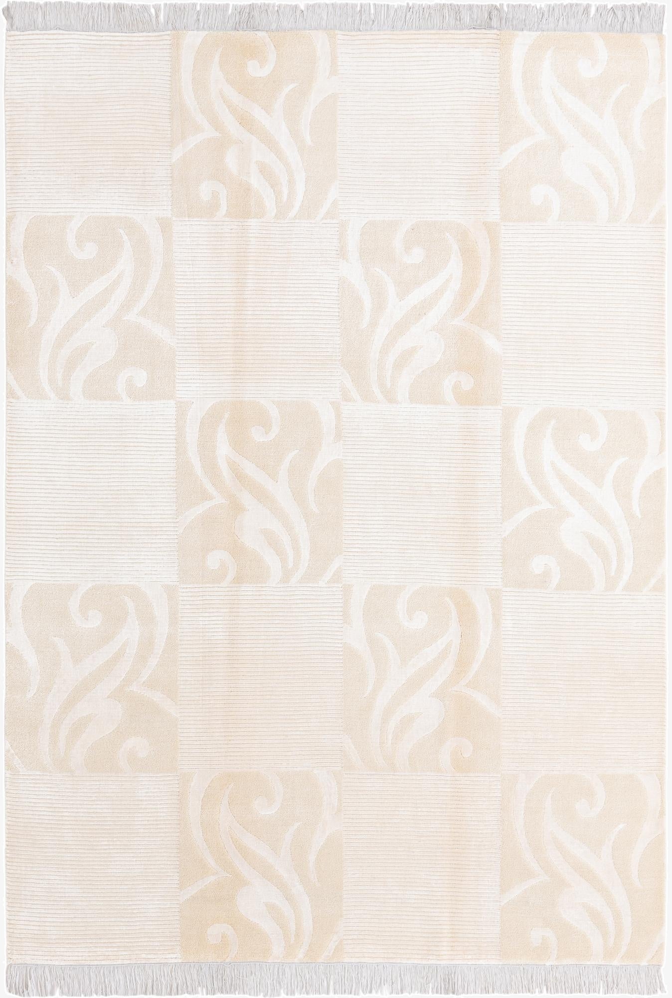  5' 8 x 8'  Hand Knotted Darya Wool Rug