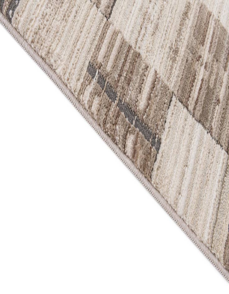 Detail image of  6' 7 x 9' 7 Deepa Rug