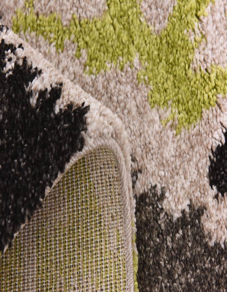 Detail image of  5' 2 x 7' 6 Diana Rug