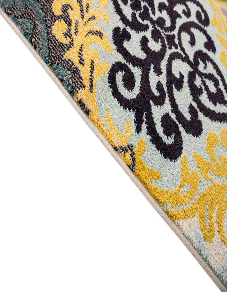 Detail image of  6' 7 x 9' 8 Diana Rug
