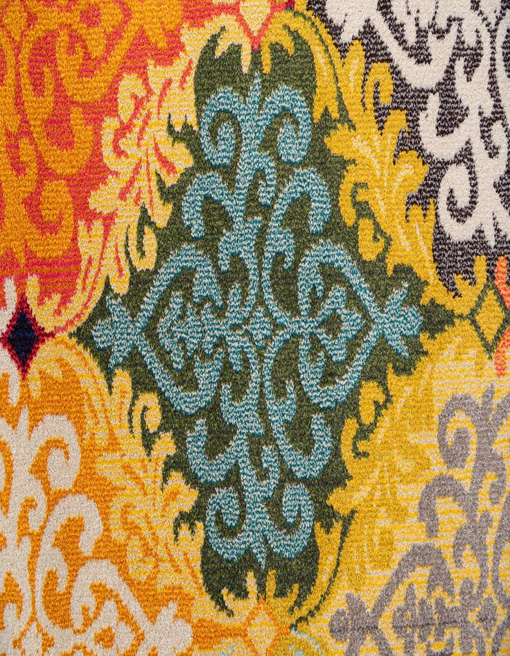 Detail image of  6' 7 x 9' 8 Diana Rug