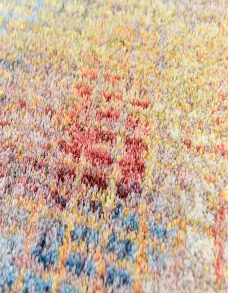 Detail image of 5' 3 x 7' 6 Empera Rug