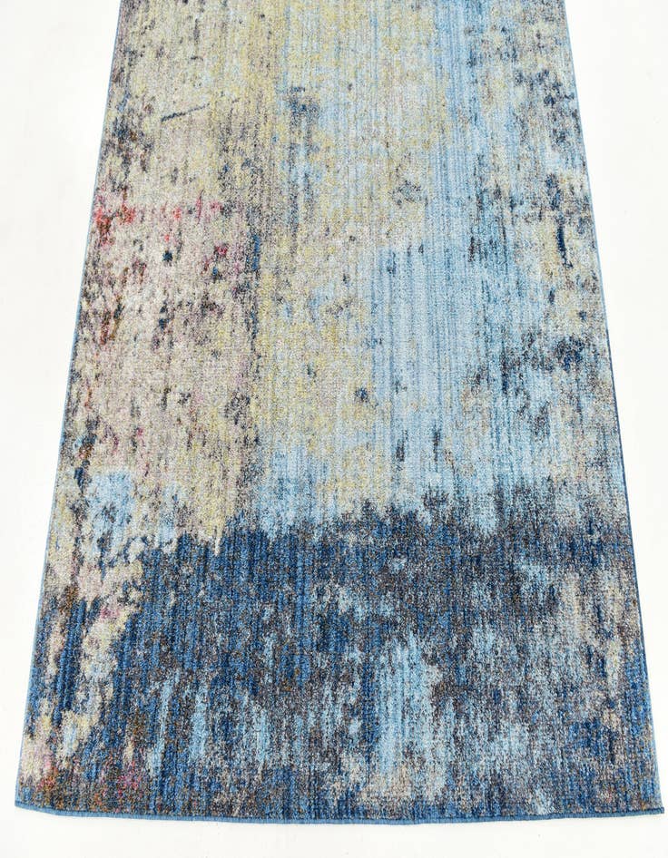 Detail image of  5' 3 x 7' 6 Empera Rug