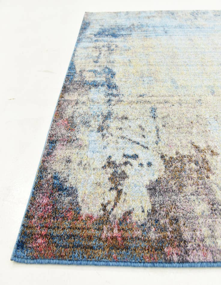 Detail image of  5' 3 x 7' 6 Empera Rug