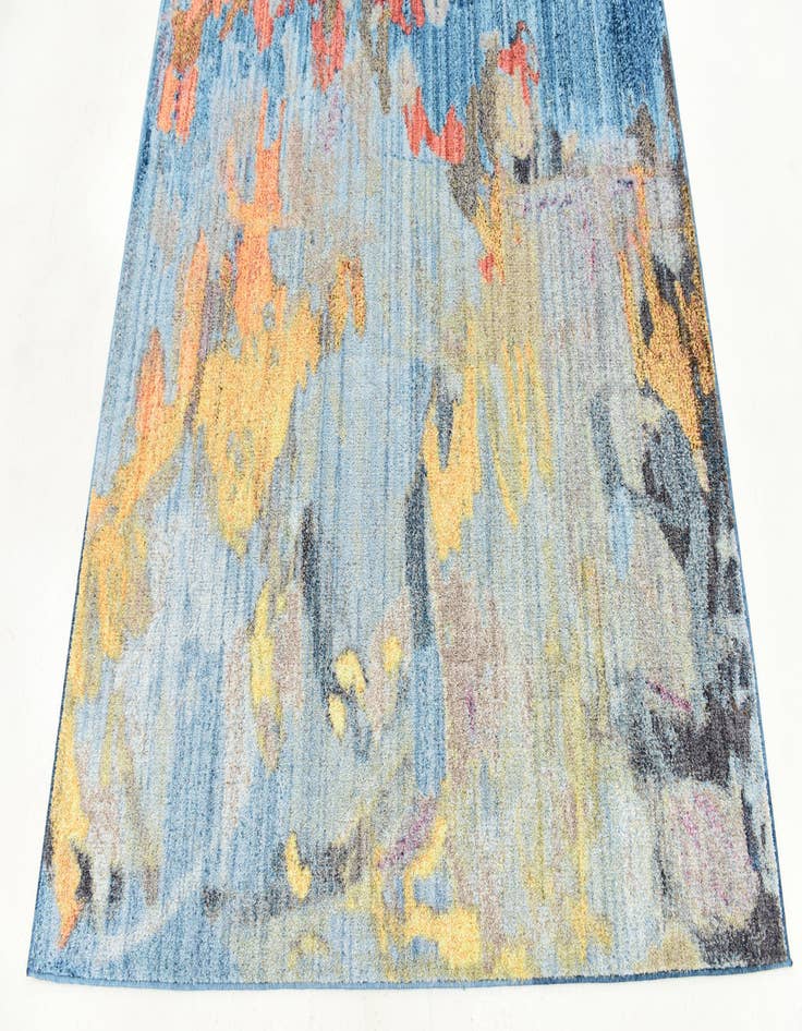 Detail image of  5' 3 x 7' 6 Empera Rug