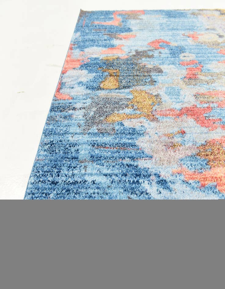 Detail image of  5' 3 x 7' 6 Empera Rug