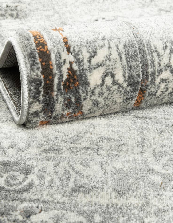 Detail image of  7' x 10' Finsbury Rug