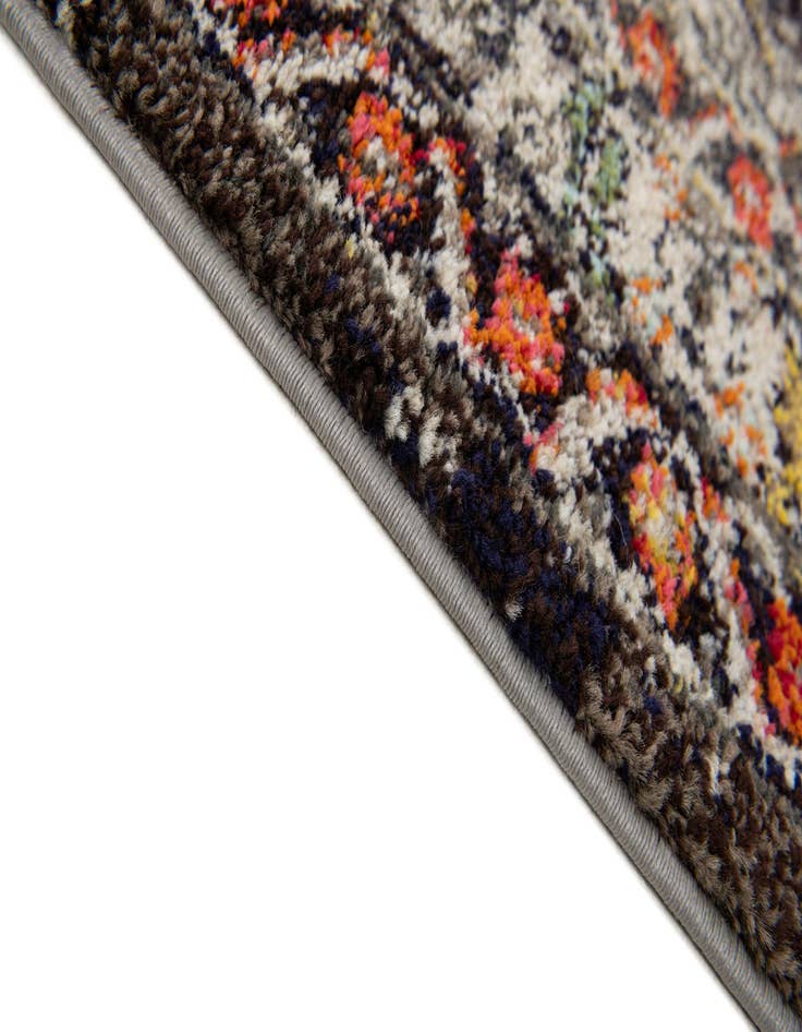 Detail image of  5' 3 x 7' 6 Fleur Rug