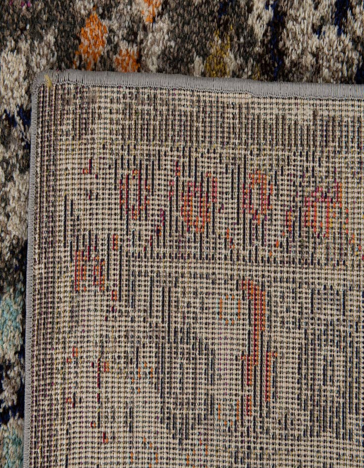 Detail image of  5' 3 x 7' 6 Fleur Rug