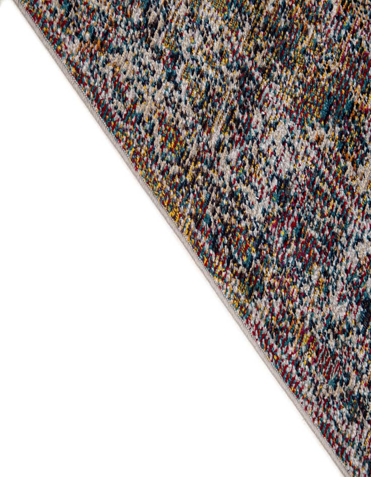 Detail image of  5' 4 x 7' 4 Fleur Rug