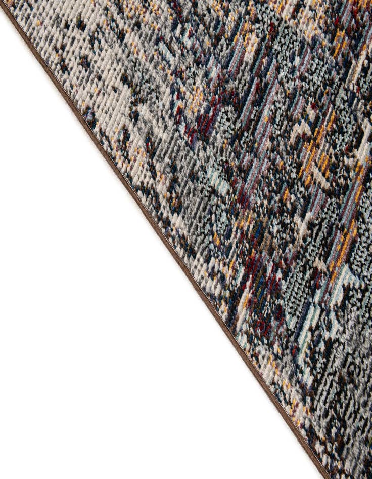 Detail image of  5' 4 x 7' 4 Fleur Rug