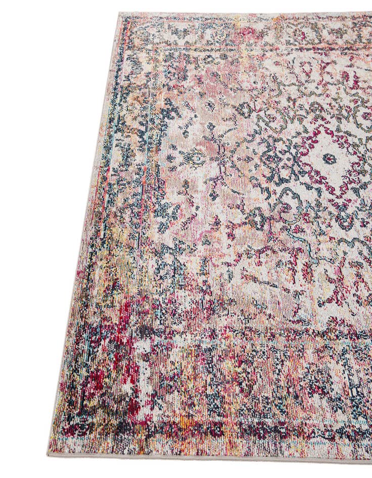 Detail image of  5' 4 x 7' 4 Fleur Rug