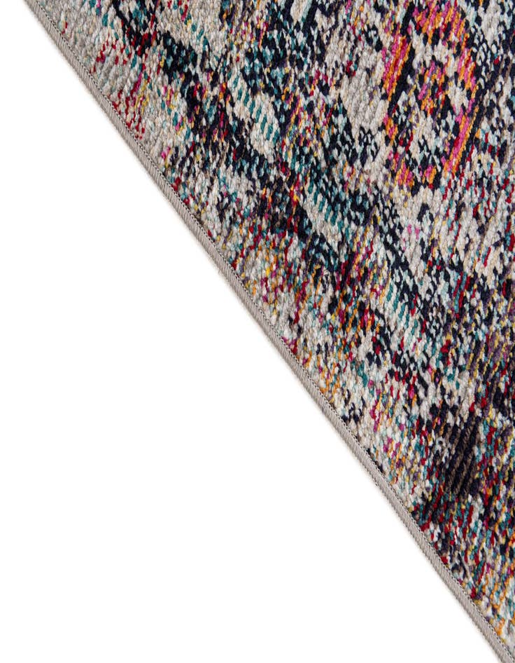 Detail image of  5' 4 x 7' 4 Fleur Rug