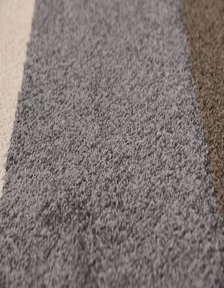 Detail image of  9' 10 x 13' Frieze Rug