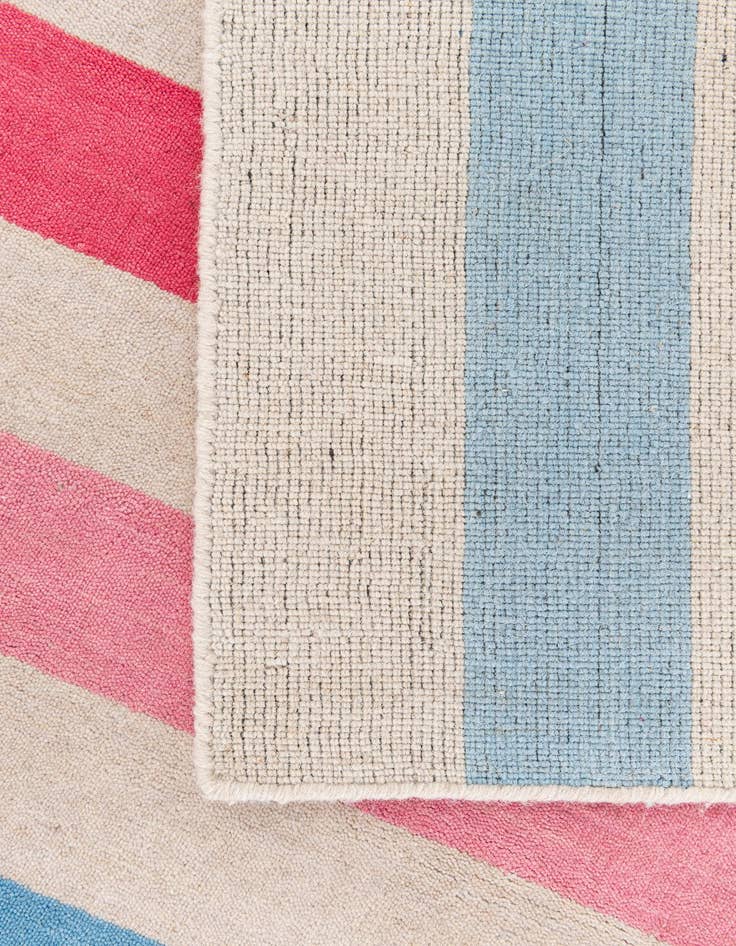 Detail image of  5' 2 x 8'  Hand Knotted Gabbeh Wool Rug