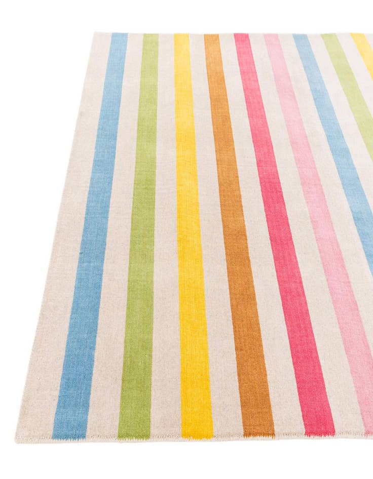 Detail image of  5' 2 x 8'  Hand Knotted Gabbeh Wool Rug