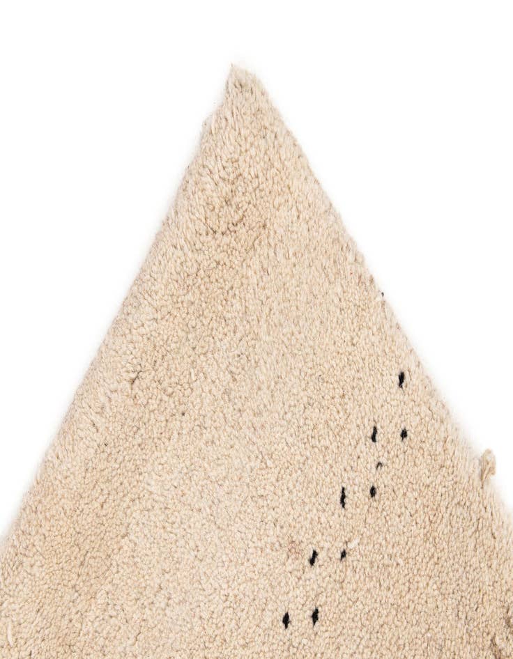 Detail image of  4' 6 x 6' 8  Hand Knotted Gabbeh Wool Rug