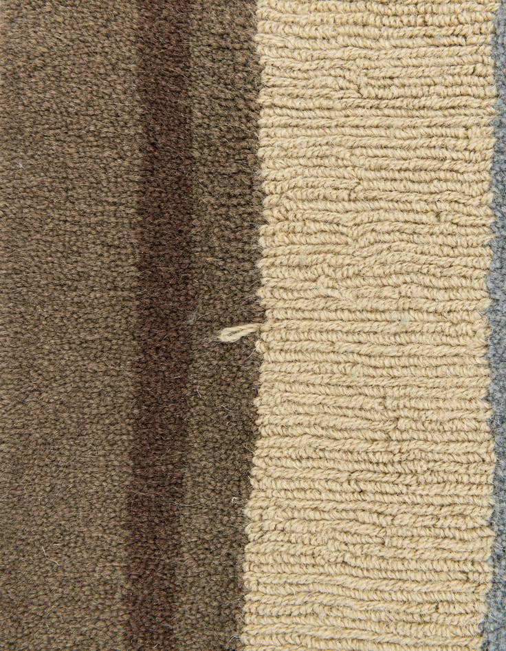 Detail image of  5' 7 x 7' 10  Hand Knotted Gabbeh Wool Rug