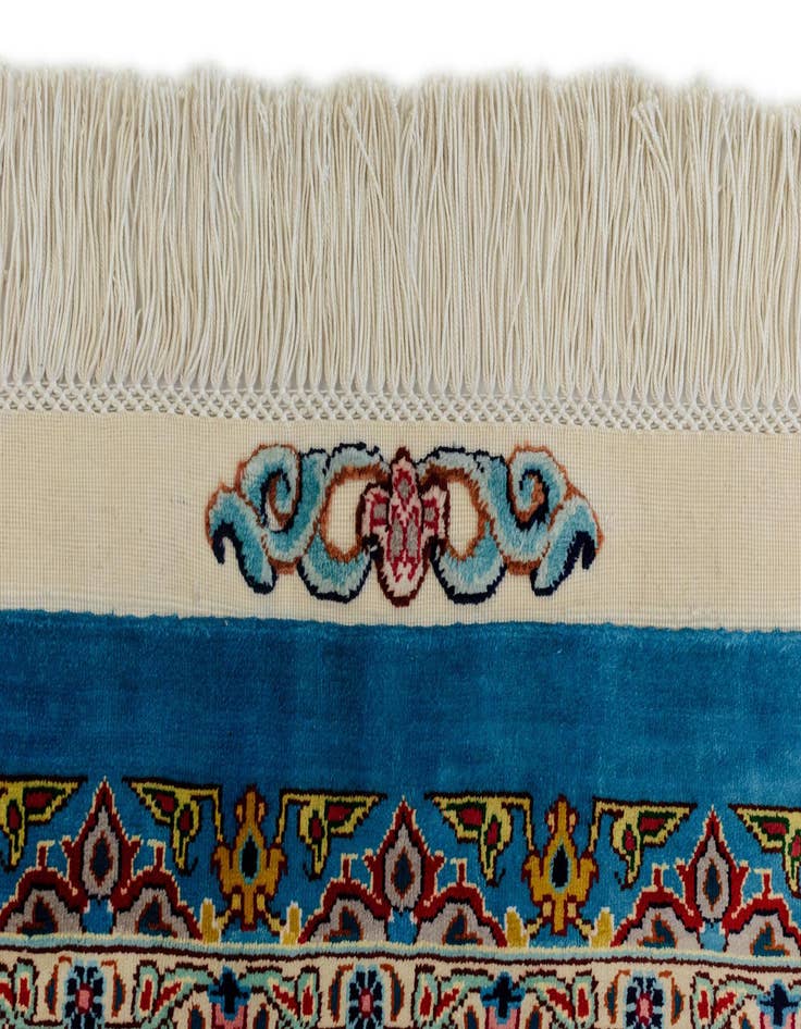 Detail image of  11' 4 x 16' 4 Ghom Silk Rug
