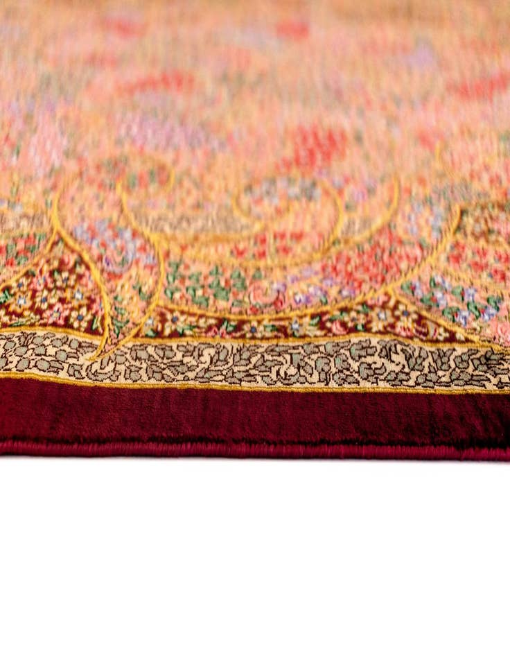 Detail image of  3' 3 x 4' 9 Ghom Silk Rug