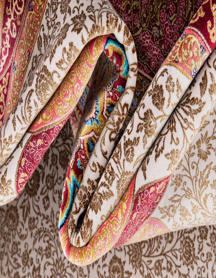 Detail image of  6' 7 x 9' 10 Glarus Rug