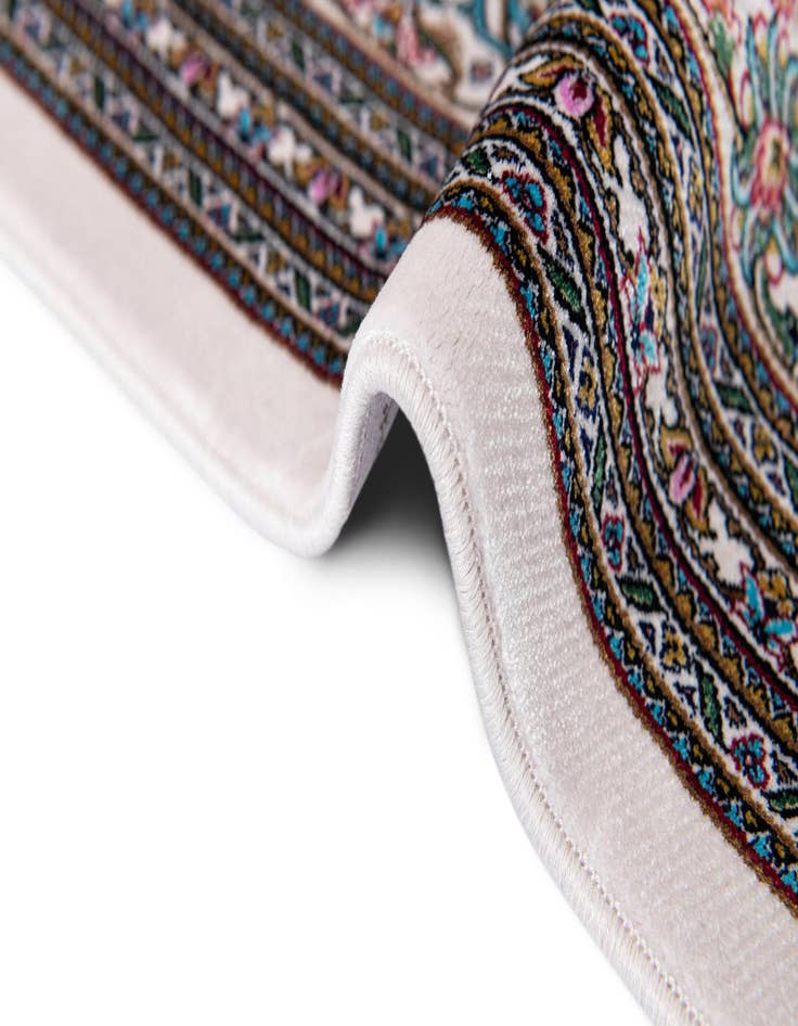 Detail image of  6' 7 x 9' 10 Glarus Rug