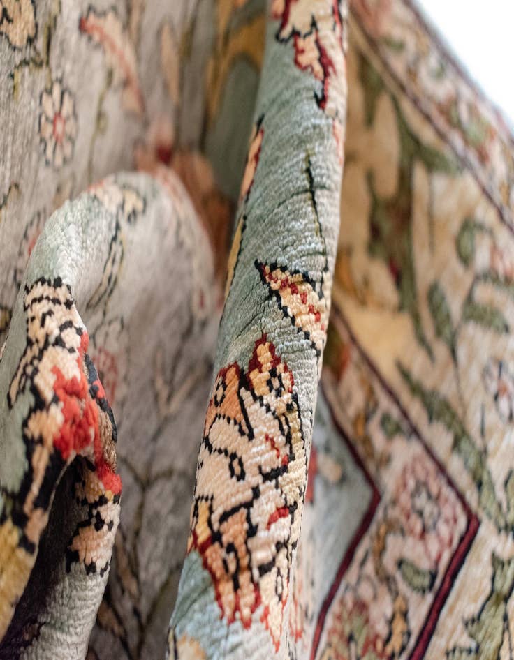 Detail image of  2' x 3' 2 Hereke Silk Rug