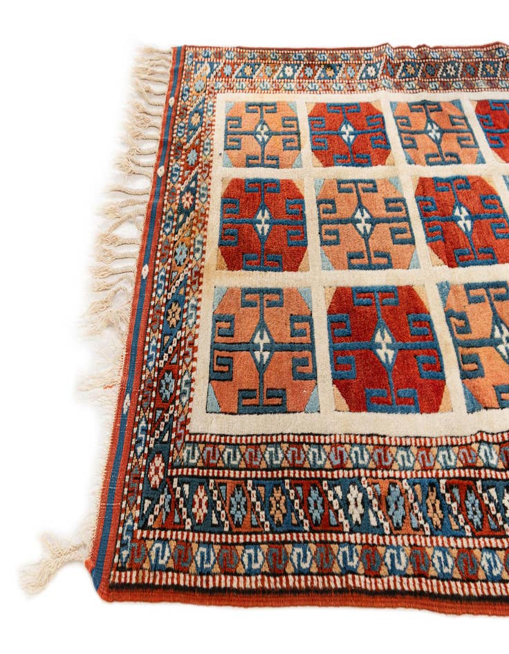 Detail image of  3' 8 x 5' 1  Hand Knotted Heriz Wool Rug