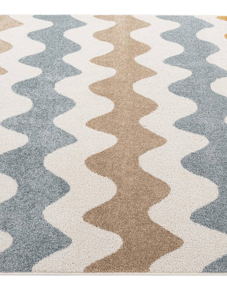 Detail image of  5' 3 x 7' 9 Hyacinth Rug