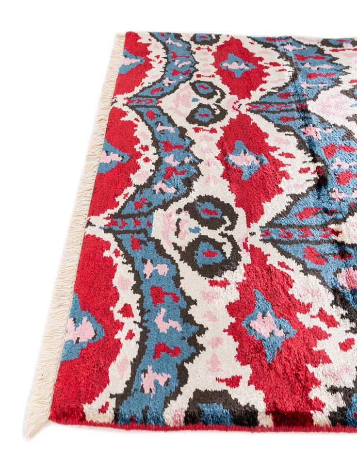 Detail image of  3' 4 x 4' 10  Hand Knotted Ikat Wool Rug
