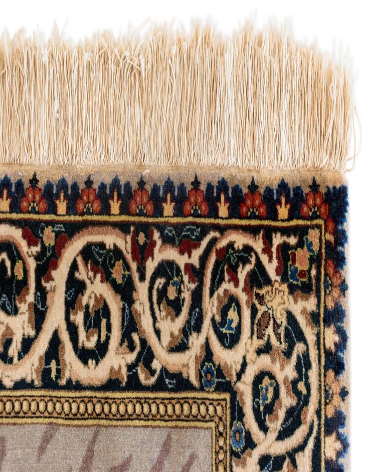 Detail image of  3' 3 x 4' 5 Isfahan Rug