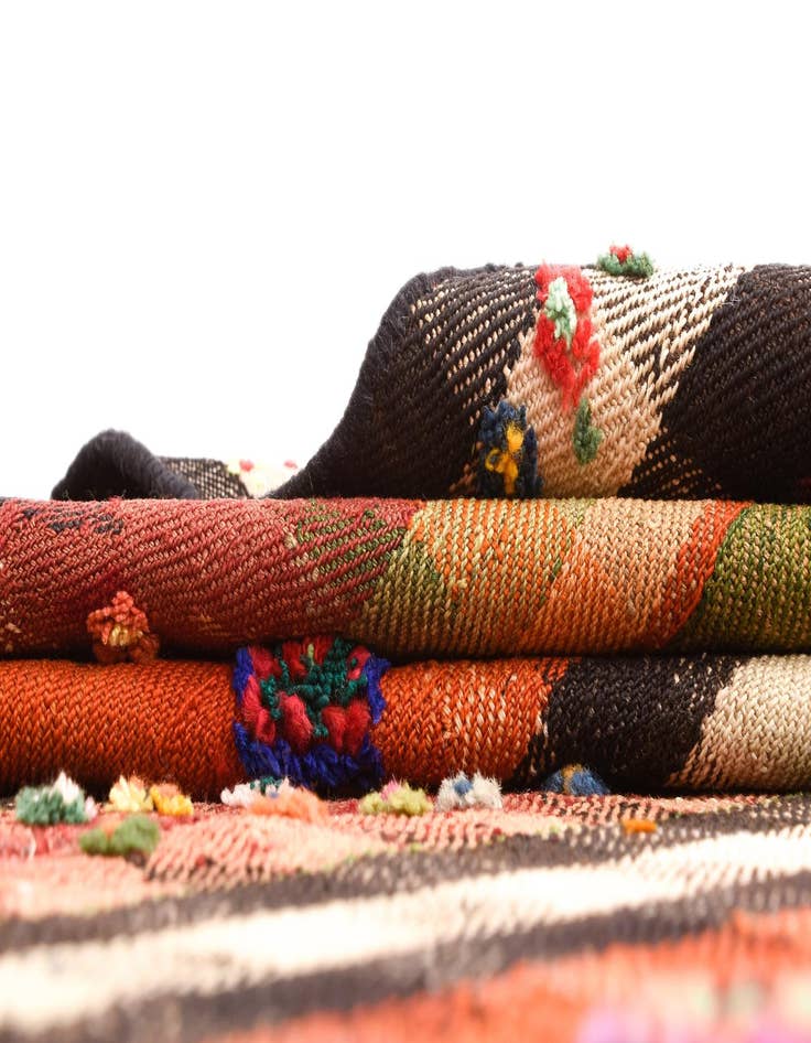 Detail image of  5' 5 x 6' 8 Jajim Rug