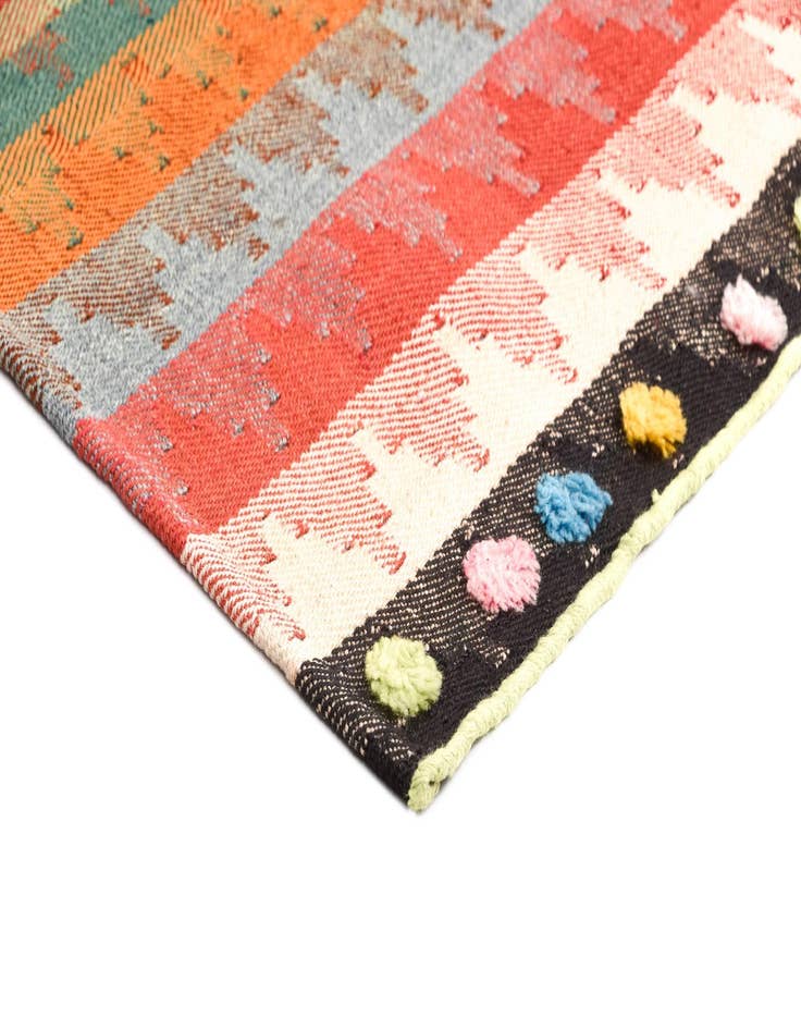 Detail image of  4' 6 x 5' 9 Jajim Rug