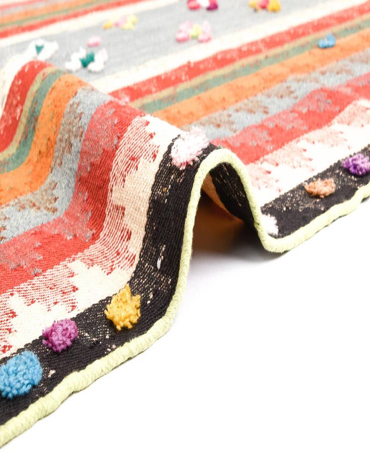 Detail image of  4' 6 x 5' 9 Jajim Rug