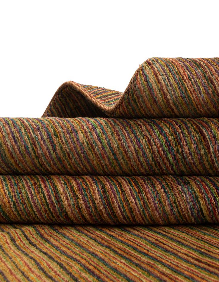 Detail image of  6' 6 x 8' 8 Juma Wool Rug