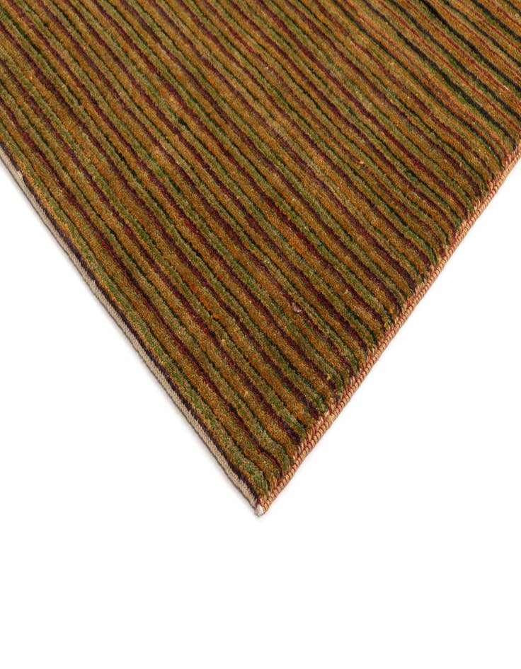 Detail image of  6' 6 x 8' 8 Juma Wool Rug