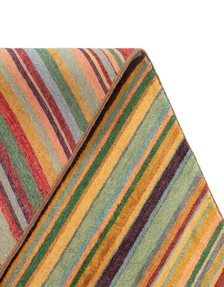 Detail image of  5' 5 x 8' Juma Wool Rug