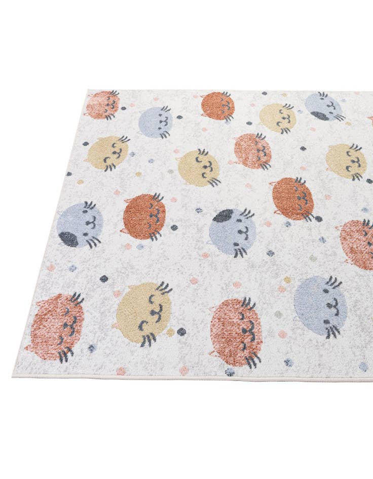 Detail image of  5' x 8' Kamala Washable Rug